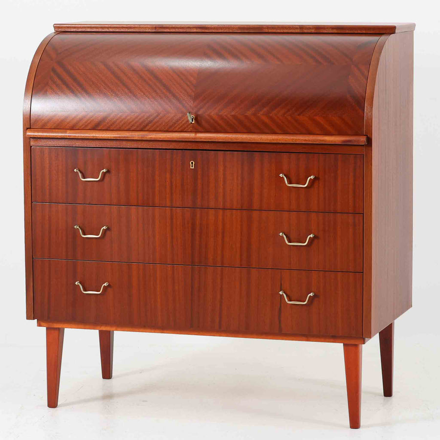 北欧ビンテージ家具チェスト | 収納力とデザイン性を兼ね備えた