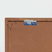 Nils Jonssonがデザインし、Hugo Troedsが製作した幅95cmの小ぶりなボードです。上質なチーク材を用いた端正な箱型フォルムに、楕円形の彫り込み取っ手がさりげないアクセントを添えています。引き戸仕様により限られた空間でも扱いやすく、内部には棚板を備え収納力も十分。すらりと伸びる脚部が軽やかな印象を与え、リビングや書斎、玄関先でも活躍します。経年により深みを増した木肌が北欧ビンテージならではの温もりと存在感を感じさせる一品です。