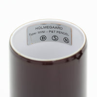 北欧より買い付けた、ホルムガード社製(現Royal Copenhagen)ビンテージランプです。照明部分はデンマークを代表する照明メーカーFog & Morup社によって作成されています。Holmegaard 社のペンダントライトの中でも人気の「P&T PENDEL」シリーズで内と外側の2層の色味が特徴的です。消灯＆点灯時にそれぞれ違った表情を見せてくれる素敵なデザインです。