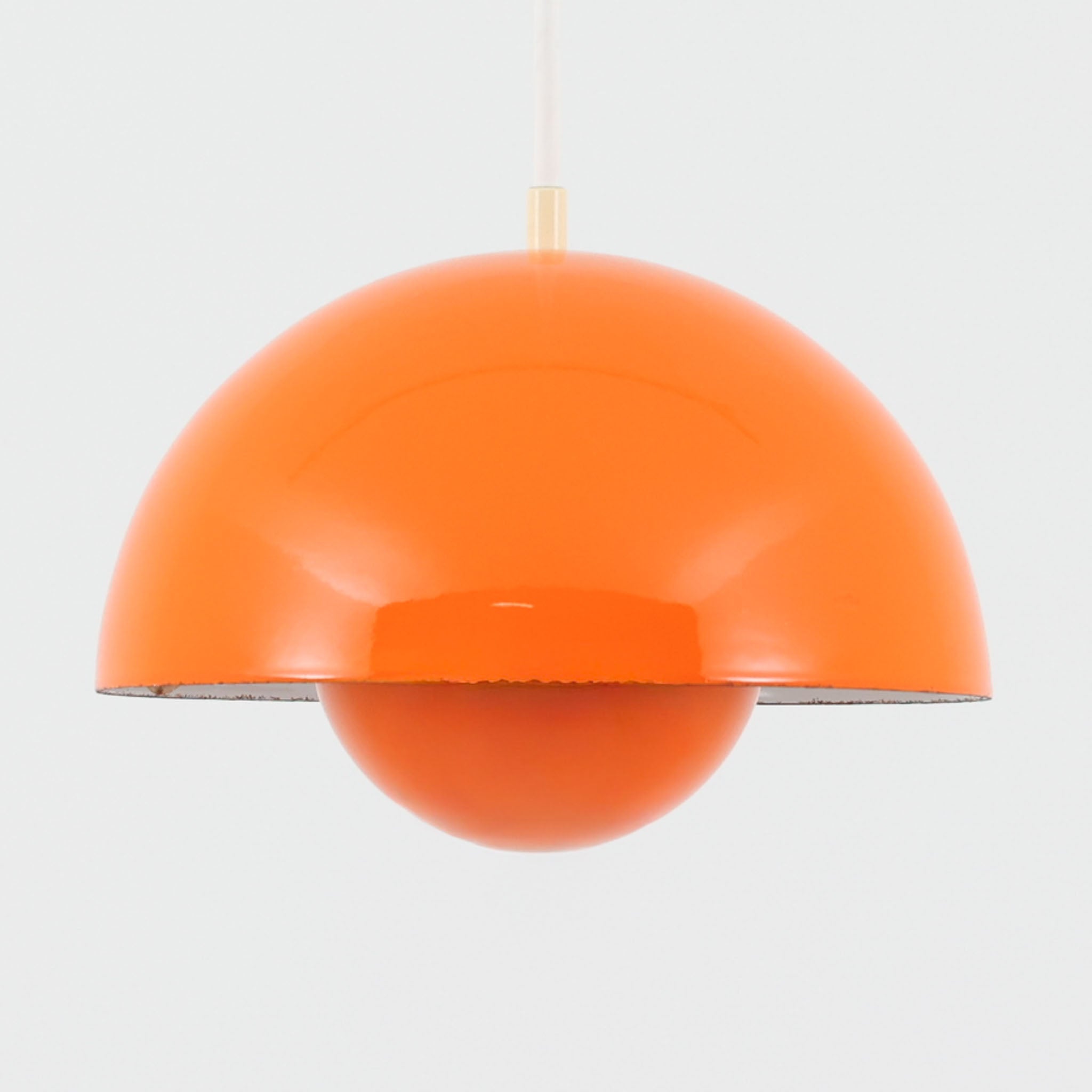 Verner Panton ペンダントライト FlowerPot 直径22cm Louis Poulsen Verner Panton ペンダントライト FlowerPot 直径22cm Louis Poulsen