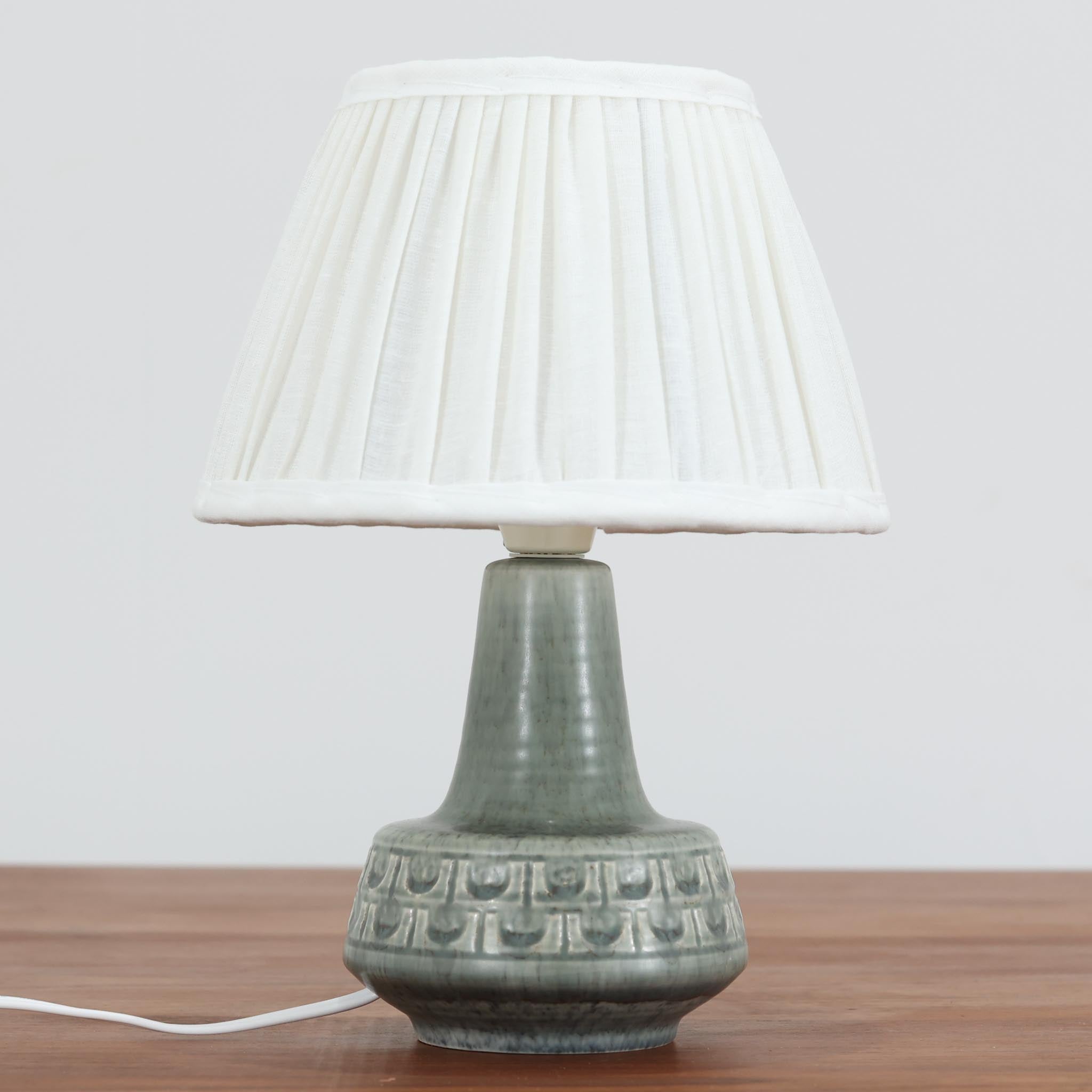Soholm Keramik テーブルランプ リネンシェード 陶磁器 高さ28cm Einar