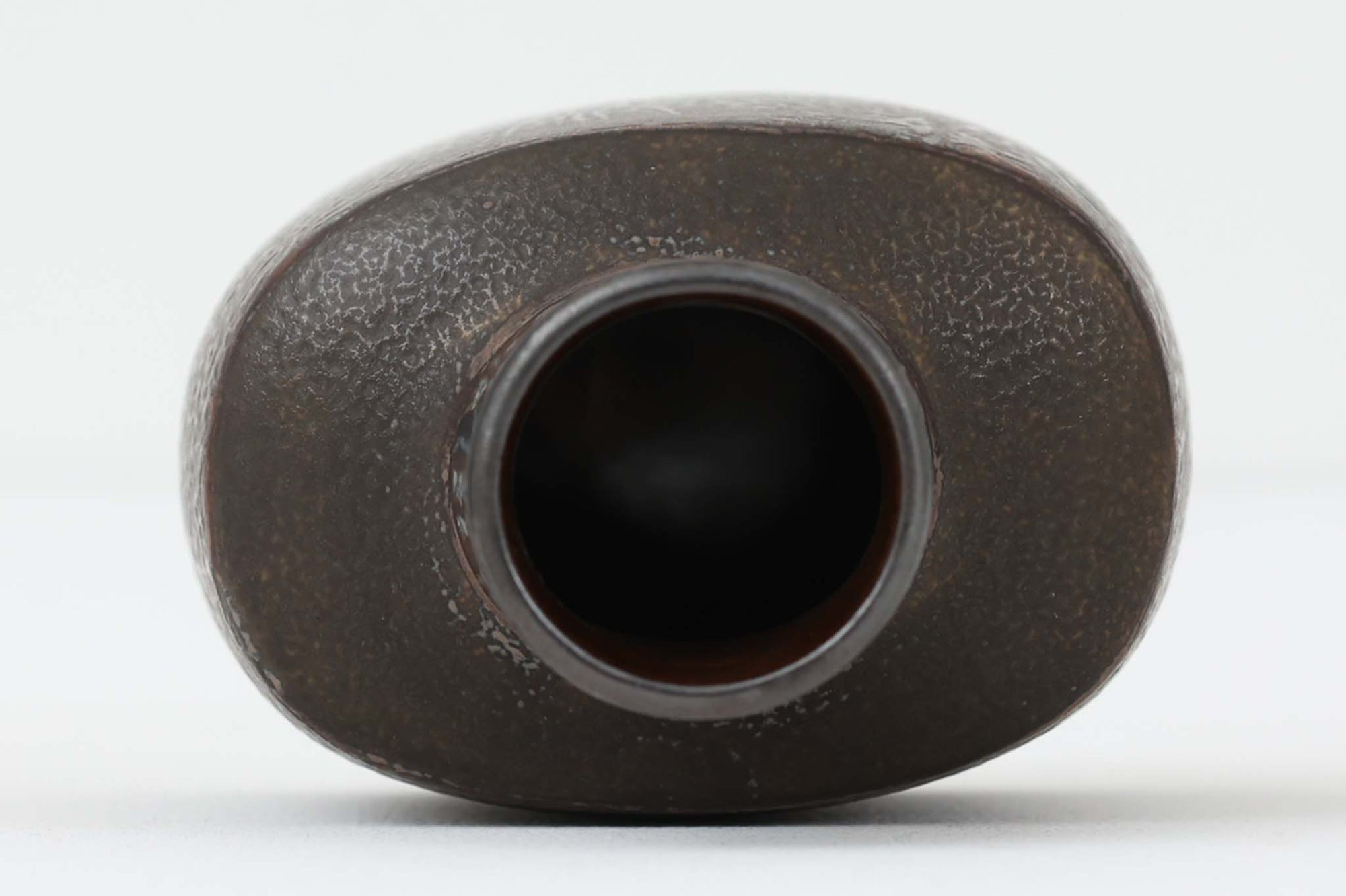 ロイヤルコペンハーゲン社製、BACAシリーズのフラワーベースです。