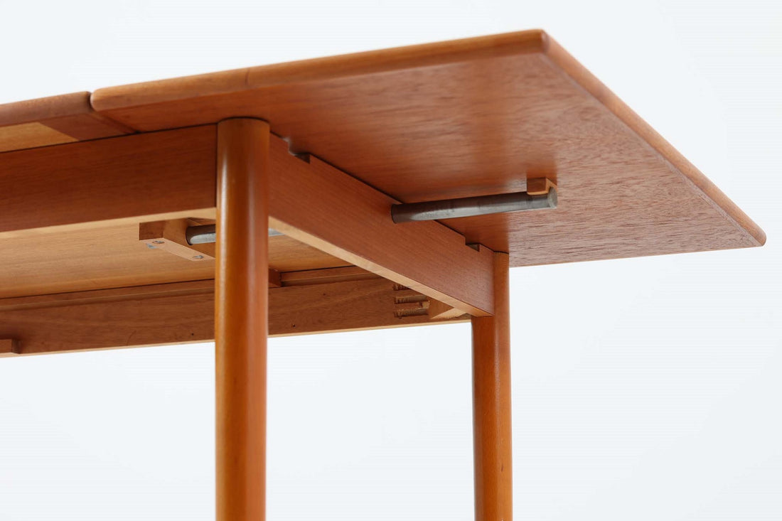 デンマーク製　エクステンションバタフライダイニングテーブル　125cｍ　チーク×ビーチ材　北欧家具ビンテージ