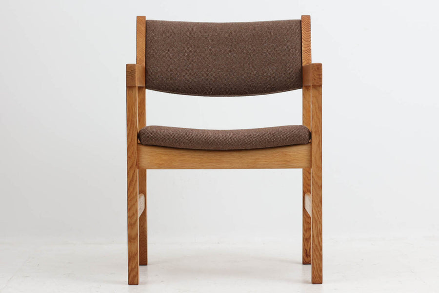 北欧家具ビンテージ　アームチェア　オーク材　Hans J.Wegner（ハンス・J・ウェグナー）　GETAMA/ゲタマ