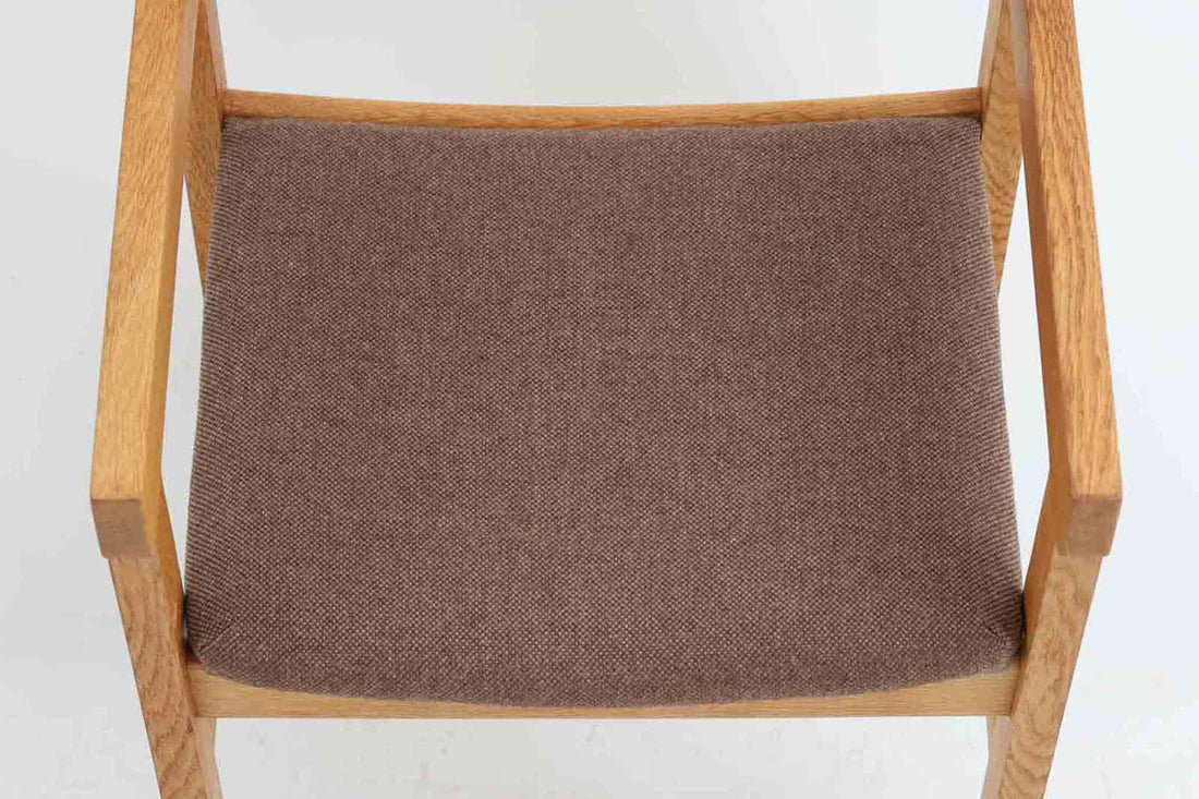北欧家具ビンテージ　アームチェア　オーク材　Hans J.Wegner（ハンス・J・ウェグナー）　GETAMA/ゲタマ