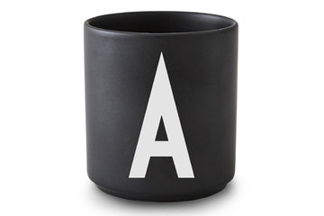 【在庫限り】Arne Jacobsen アルネ ヤコブセン　パーソナルポーセリンカップ（A～M）　ブラック