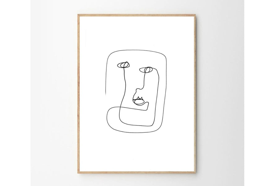 THEPOSTERCLUBは、コペンハーゲンを拠点とするオンラインストアで、主に厳選されたアートポスターを販売しています。主にスカンジナビアのライフスタイル、ファッション、インテリアデザイントレンドからインスピレーションを受け、モノクロから抽象画、エッジの利いた写真アートまで、多くのアーティストの作品を取り扱っています。また、無名有名問わず多くのデザイナーとのコラボレーションを積極的に行い、多くの作品を独占的に販売しているのも特徴的です。