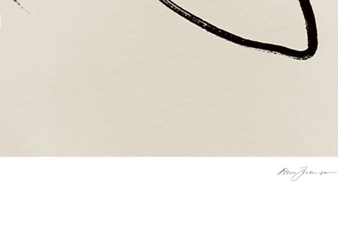 THEPOSTERCLUBは、コペンハーゲンを拠点とするオンラインストアで、主に厳選されたアートポスターを販売しています。主にスカンジナビアのライフスタイル、ファッション、インテリアデザイントレンドからインスピレーションを受け、モノクロから抽象画、エッジの利いた写真アートまで、多くのアーティストの作品を取り扱っています。また、無名有名問わず多くのデザイナーとのコラボレーションを積極的に行い、多くの作品を独占的に販売しているのも特徴的です。