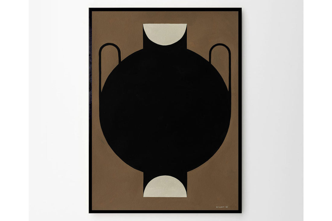 THEPOSTERCLUBは、コペンハーゲンを拠点とするオンラインストアで、主に厳選されたアートポスターを販売しています。主にスカンジナビアのライフスタイル、ファッション、インテリアデザイントレンドからインスピレーションを受け、モノクロから抽象画、エッジの利いた写真アートまで、多くのアーティストの作品を取り扱っています。また、無名有名問わず多くのデザイナーとのコラボレーションを積極的に行い、多くの作品を独占的に販売しているのも特徴的です。