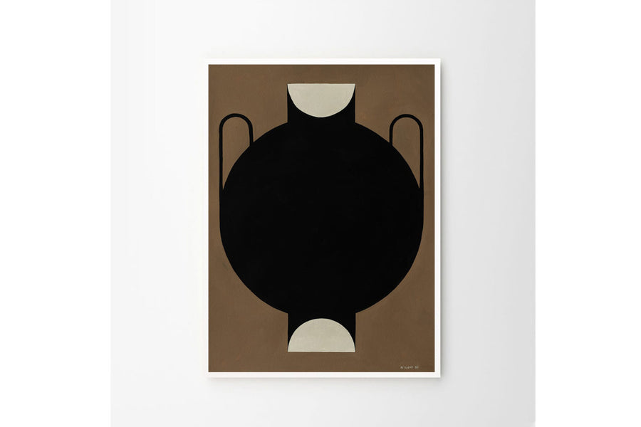 THEPOSTERCLUBは、コペンハーゲンを拠点とするオンラインストアで、主に厳選されたアートポスターを販売しています。主にスカンジナビアのライフスタイル、ファッション、インテリアデザイントレンドからインスピレーションを受け、モノクロから抽象画、エッジの利いた写真アートまで、多くのアーティストの作品を取り扱っています。また、無名有名問わず多くのデザイナーとのコラボレーションを積極的に行い、多くの作品を独占的に販売しているのも特徴的です。