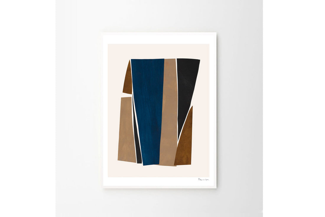 THEPOSTERCLUBは、コペンハーゲンを拠点とするオンラインストアで、主に厳選されたアートポスターを販売しています。主にスカンジナビアのライフスタイル、ファッション、インテリアデザイントレンドからインスピレーションを受け、モノクロから抽象画、エッジの利いた写真アートまで、多くのアーティストの作品を取り扱っています。また、無名有名問わず多くのデザイナーとのコラボレーションを積極的に行い、多くの作品を独占的に販売しているのも特徴的です。