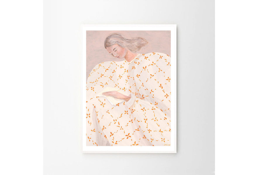 The Poster Club（ポスタークラブ）は、デンマーク・コペンハーゲンを拠点とするオンラインショップで、北欧デザインの高品質なポスターやアートプリントを専門に取り扱っています。新進気鋭の若手アーティストから世界的に活躍する作家まで、多彩なラインナップが魅力。北欧のライフスタイル、ファッション、インテリアデザインのトレンドを取り入れたミニマルで洗練された作品は、シンプルで上質な空間に自然と溶け込みます。ナチュラルインテリアや韓国風の部屋づくり、和モダンテイストにも調和し、アートを取り入れた暮らしを提案。世界中のインテリア雑誌やデザインメディアにも多数掲載されており、感度の高いユーザーからも厚い信頼を集めています。The Poster Clubは、アートプリントを通して日常に美とインスピレーションを届ける、北欧インテリア好きにおすすめのブランドです。