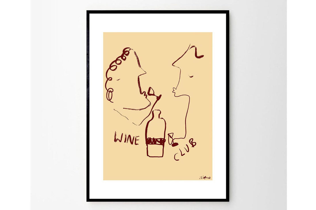 THEPOSTERCLUBは、コペンハーゲンを拠点とするオンラインストアで、主に厳選されたアートポスターを販売しています。主にスカンジナビアのライフスタイル、ファッション、インテリアデザイントレンドからインスピレーションを受け、モノクロから抽象画、エッジの利いた写真アートまで、多くのアーティストの作品を取り扱っています。また、無名有名問わず多くのデザイナーとのコラボレーションを積極的に行い、多くの作品を独占的に販売しているのも特徴的です。