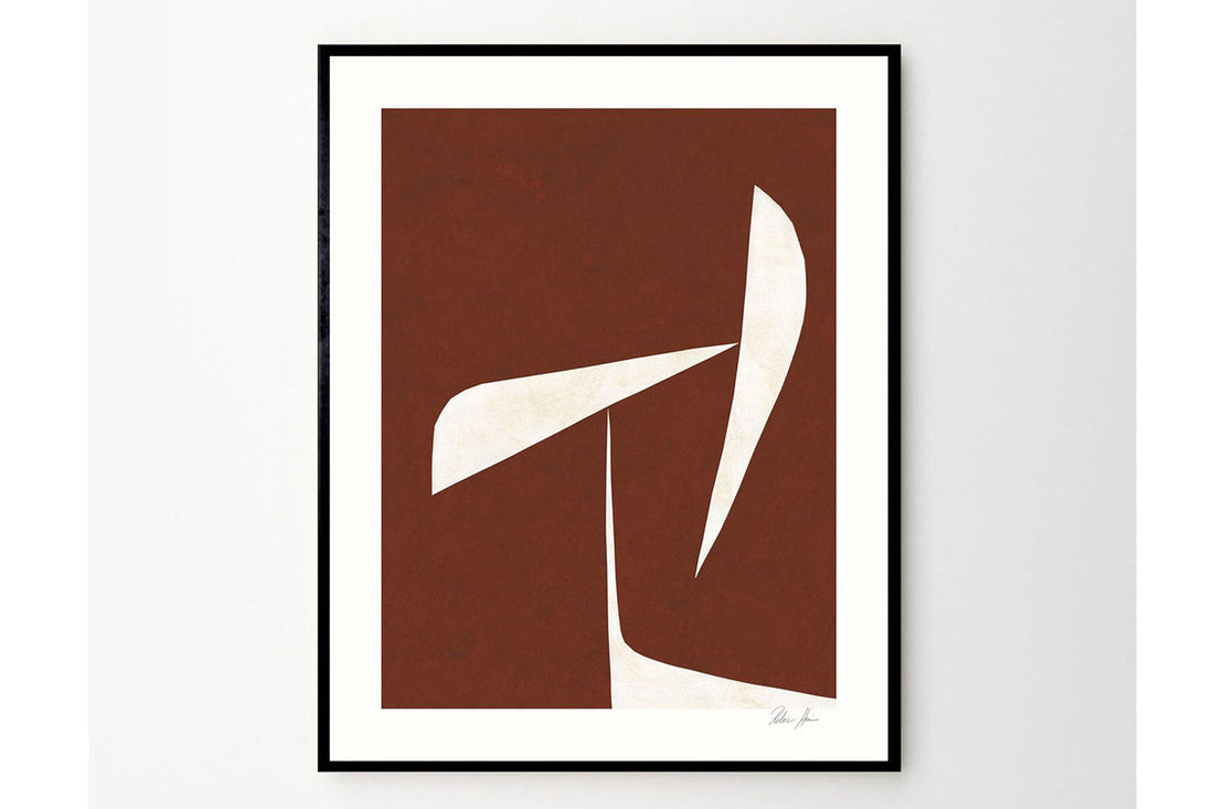 THEPOSTERCLUBは、コペンハーゲンを拠点とするオンラインストアで、主に厳選されたアートポスターを販売しています。主にスカンジナビアのライフスタイル、ファッション、インテリアデザイントレンドからインスピレーションを受け、モノクロから抽象画、エッジの利いた写真アートまで、多くのアーティストの作品を取り扱っています。また、無名有名問わず多くのデザイナーとのコラボレーションを積極的に行い、多くの作品を独占的に販売しているのも特徴的です。