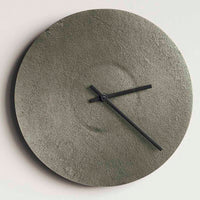 アルミニウム製　インダストリアルなウォールクロック/掛け時計　Thrissur　アンティークメタリック　直径30cm