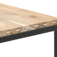 チーク材の辺材を使ったスクエアな2段ネストテーブル/サイドテーブル