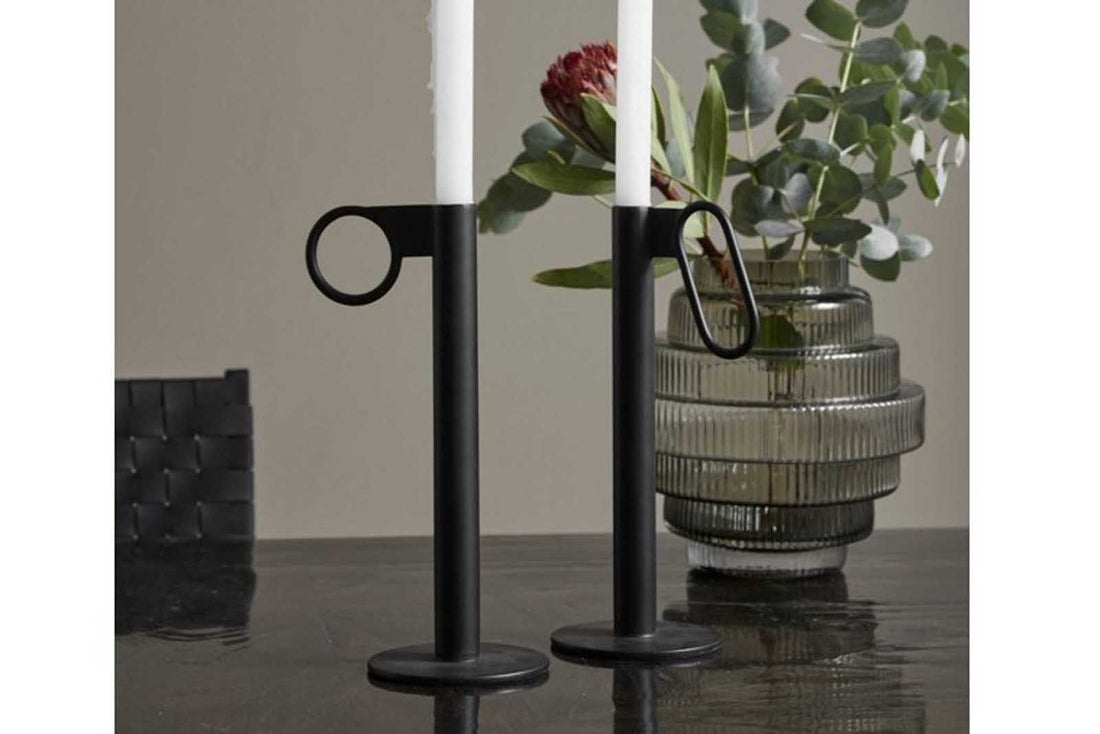 綺麗なグリーンのデコレーションベース/花瓶　RILL　高さ16cm