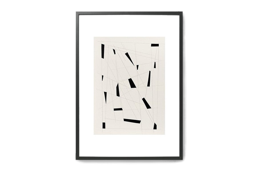 Atelier Cph（アトリエ・シーピーエイチ）は、デンマーク・コペンハーゲンを拠点とするデザインスタジオ兼アートブランドです。ミニマルで構築的なビジュアルを特徴とし、抽象アートやコラージュを中心としたアートポスターを多数手がけています。北欧デザインらしい洗練された感性とバランスの取れた構成美が魅力で、リビング、寝室、書斎、オフィスなど、あらゆる空間に調和と静けさをもたらします。幾何学的なモチーフを用いたアートは、ギャラリーウォールやモダンインテリアのアクセントにも最適。高品質な紙と印刷による仕上がりで、インテリアとしての完成度も高く評価されています。北欧アートポスター、現代アート、ミニマルデザイン、韓国インテリアなど、幅広いスタイルにマッチするスタイリッシュなアートを探している方におすすめです。