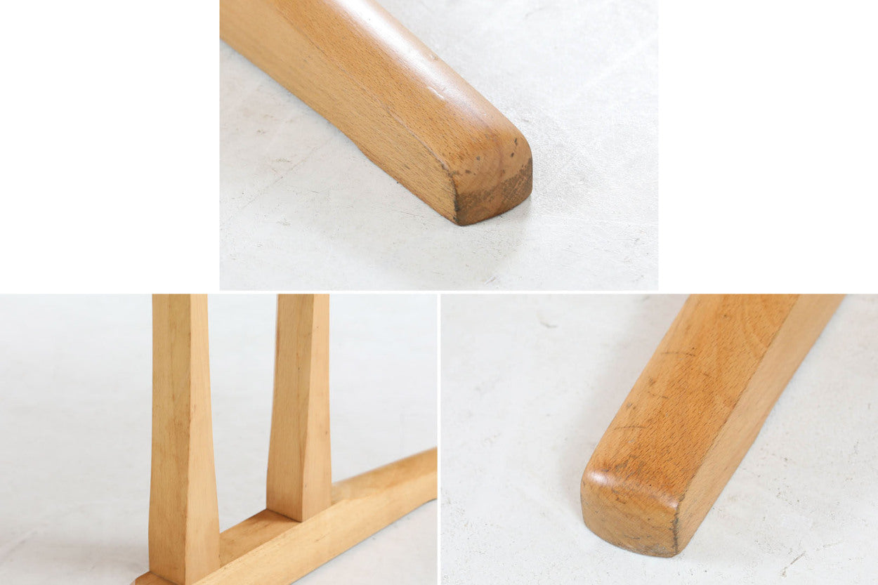 Borgemogensenデザインのダイニングテーブルです。現在は「Fredericia」社から販売がある名作テーブルです。こちらはビンテージ品のためBorgemogenseが在籍していた「FDB」社で作製されたものとなります。Borgemogenseの代表的な椅子「J-39」と相性が良いシェーカースタイルで、シンプルなデザインながらも大変美しいテーブルに仕上がっています。