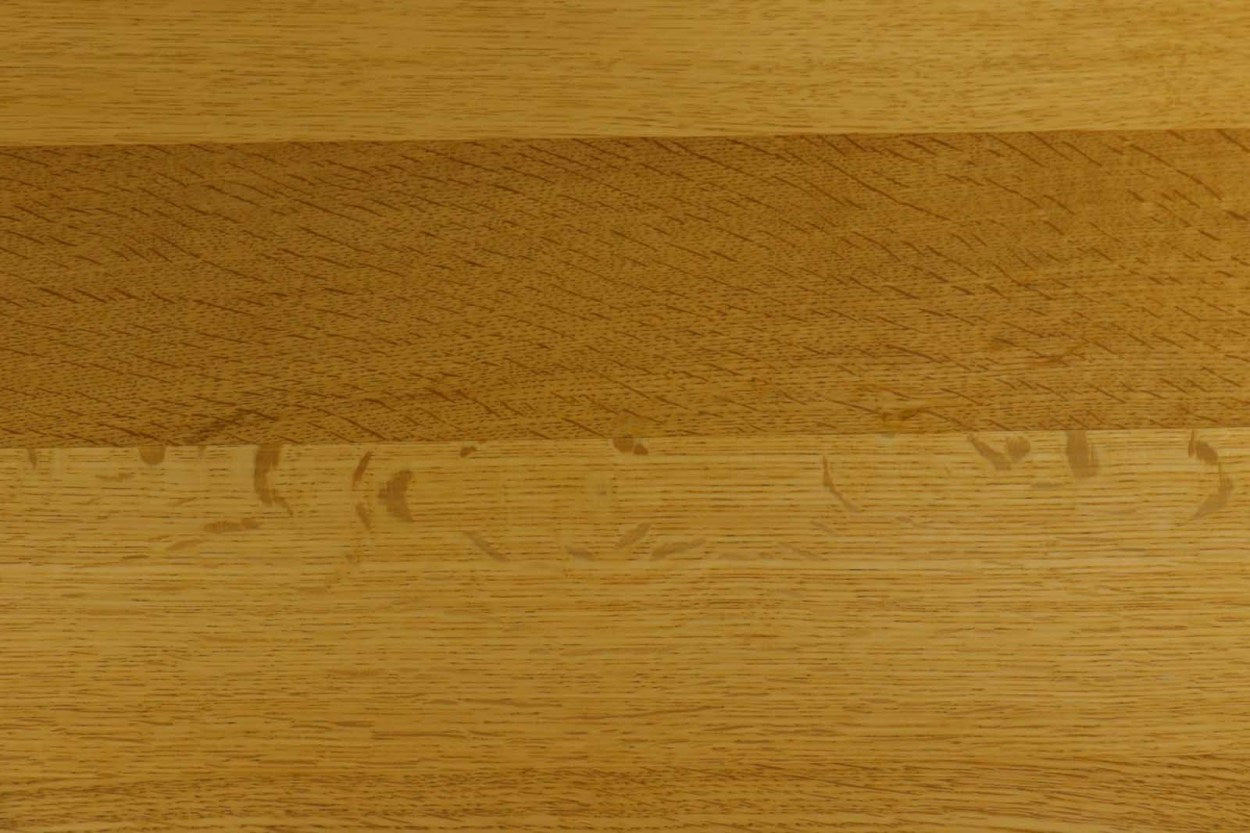 Borgemogensenデザインのセンターテーブルです。デンマークを代表するFredericia社によって作成された物で、良質なオーク無垢材が贅沢に使用されています。