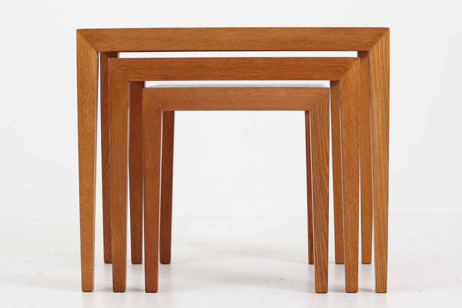 デンマーク製　Haslev(ハスレヴ)　ネストテーブル　オーク材　北欧家具ビンテージ