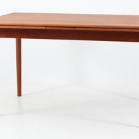 デンマーク製　エクステンションダイニングテーブル　幅 130cm　チーク材　北欧家具ビンテージ
