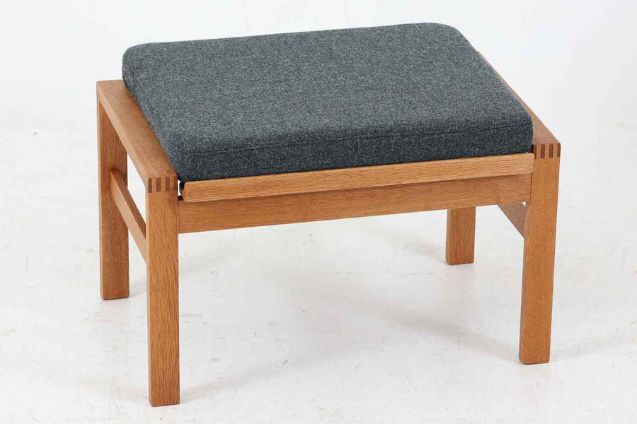 デンマーク製　Borge Mogensen(ボーエ・モーエンセン)　Model 248　オットマン/スツール　オーク材　北欧家具ビンテージ