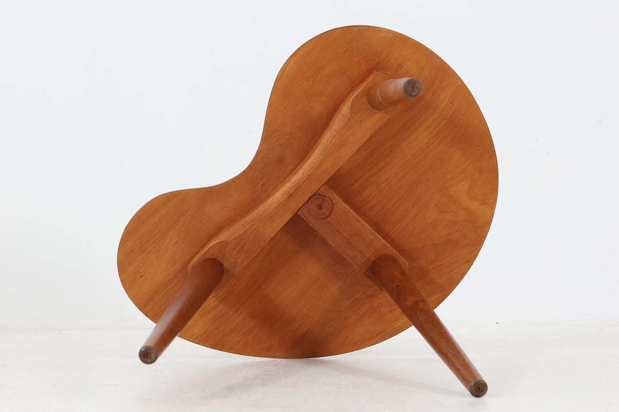 デンマーク製　お洒落な形のサイドテーブル　3本脚　チーク×オーク材　北欧家具ビンテージ