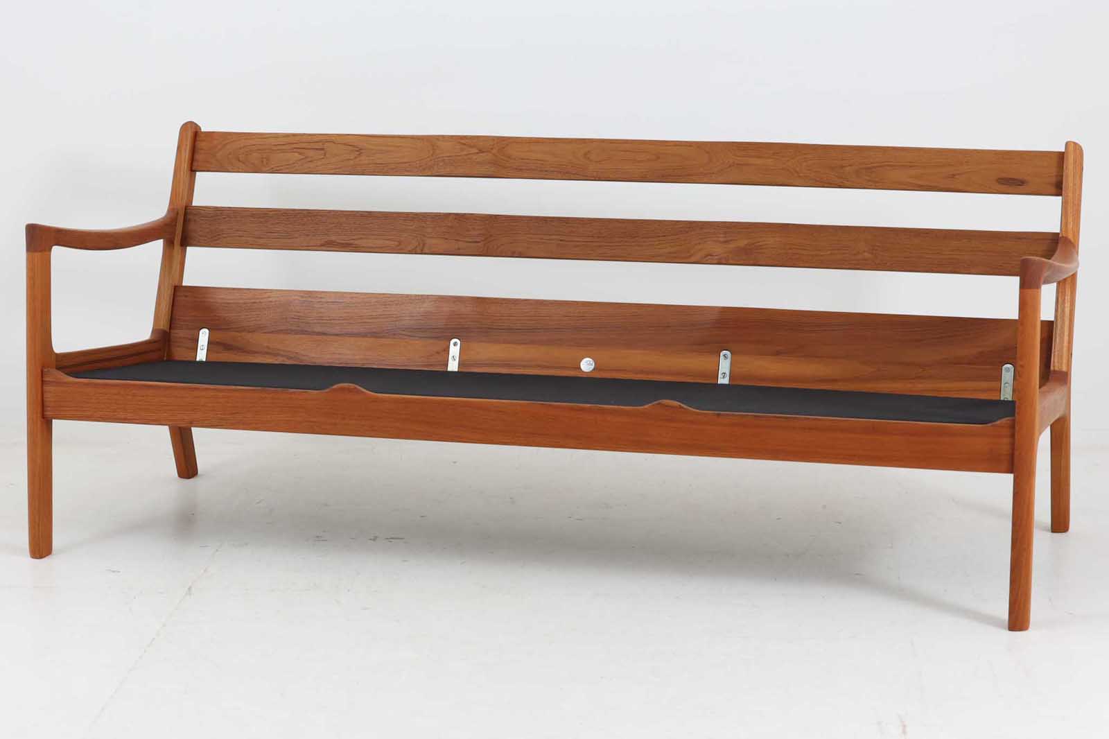 Ole Wanscher(オーレ・ヴァンシャー) Model166/169 トリプルソファ/3人