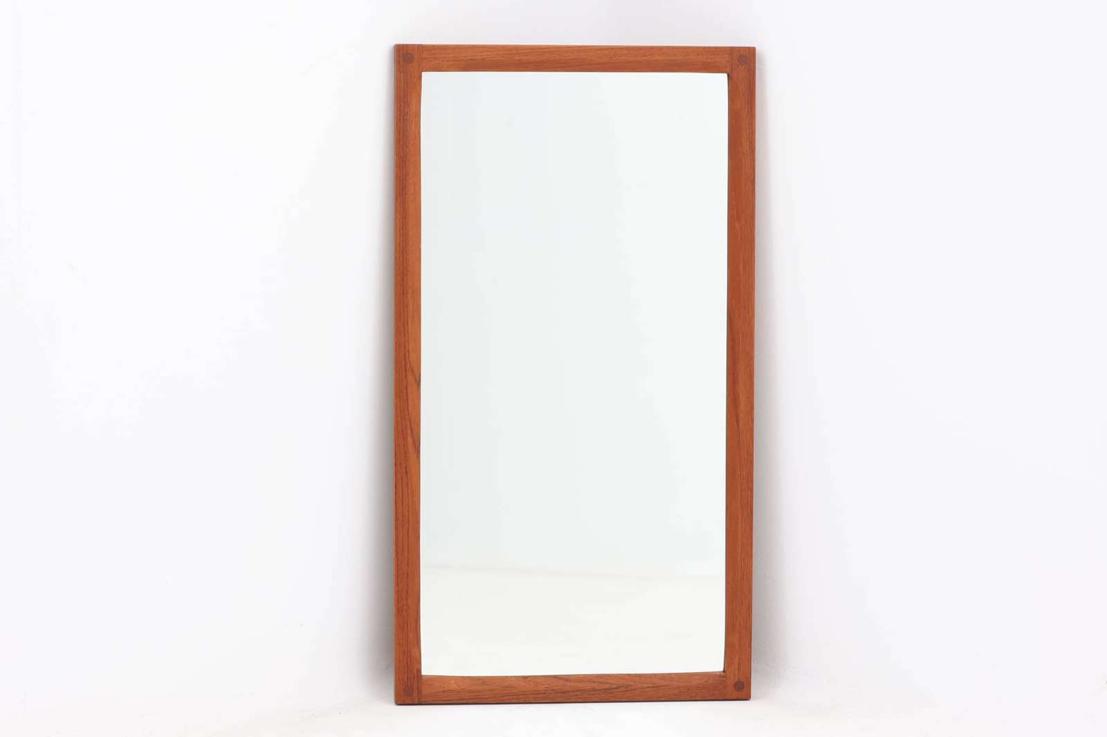 北欧ビンテージ アクセサリー ミラー | 洗練されたデザインと実用性が