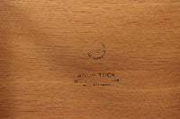 デンマーク製のネストテーブル「AT40」です。良質なオーク無垢材が使用されています。