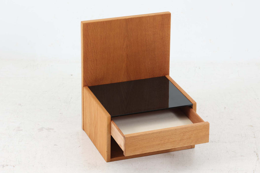 Hans J.Wegner（ハンス・J・ウェグナー）　ベッドサイドテーブル　オーク材　GETAMA/ゲタマ　北欧家具ビンテージ　デンマーク製