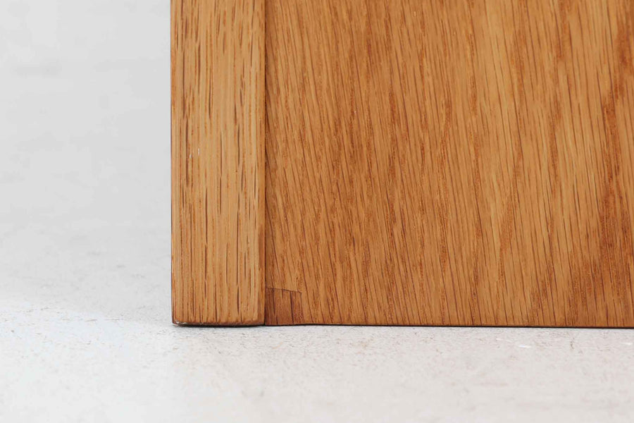 Hans J.Wegner（ハンス・J・ウェグナー）　ベッドサイドテーブル　オーク材　GETAMA/ゲタマ　北欧家具ビンテージ　デンマーク製