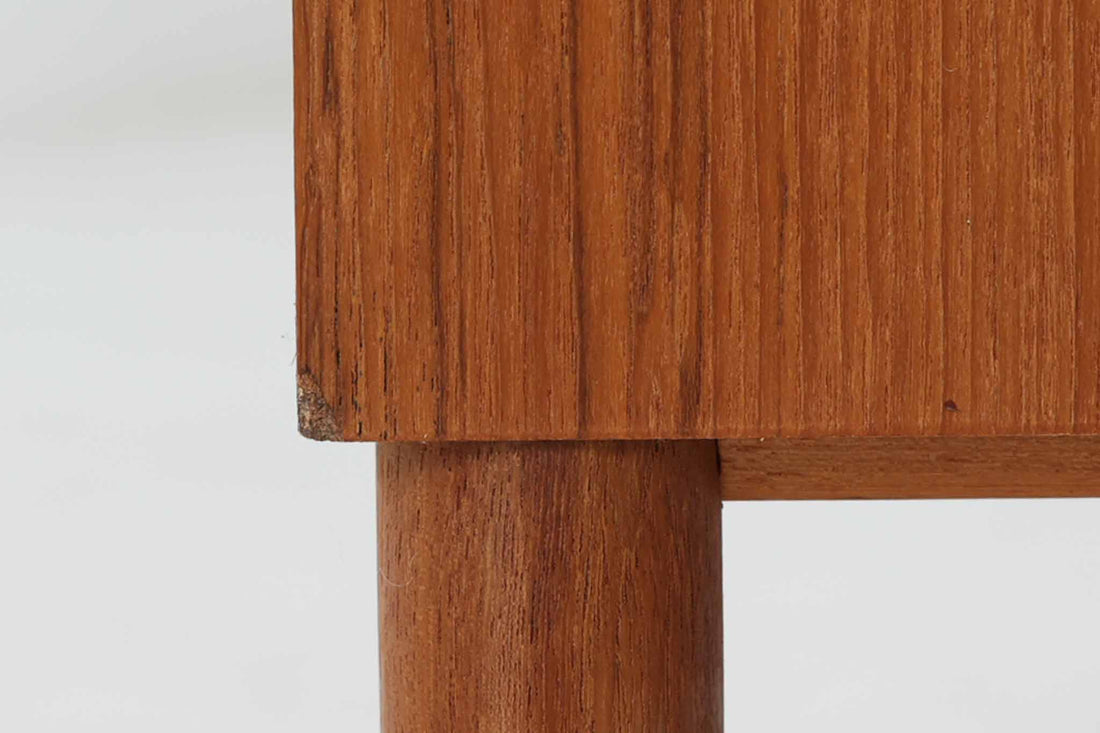 Kai Kristiansen(カイ・クリスチャンセン)　小ぶりな5段チェスト　チーク材　デンマーク製　北欧家具ビンテージ