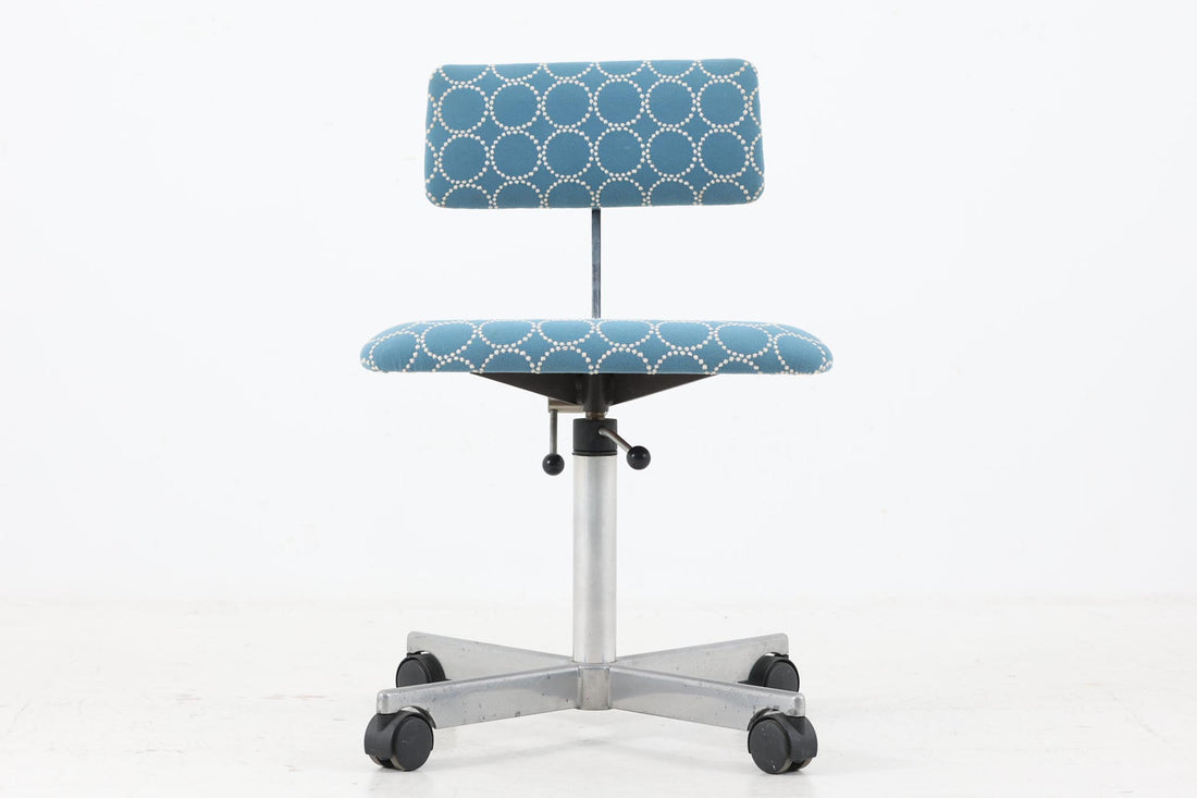 KEVIデスクチェア　4本脚　デンマーク製　北欧家具ビンテージ KEVI オレンジ ファブリックオフィスチェア デスクチェア 4本脚