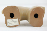 LisaLarsonのアフガン犬です。こちらはスウェーデンではおなじみのおしゃれなデパートAhlens（オレンス）が彼女に依頼したことで製造された限定品です。リサの1954-80年の作品集にも掲載されておらず、少しレアな商品となります。現在別のセラミックスタジオから復刻が出ていますが、それらは表情や釉薬の使い方などが全く異なっています。こちらは当時のオリジナル品となります。