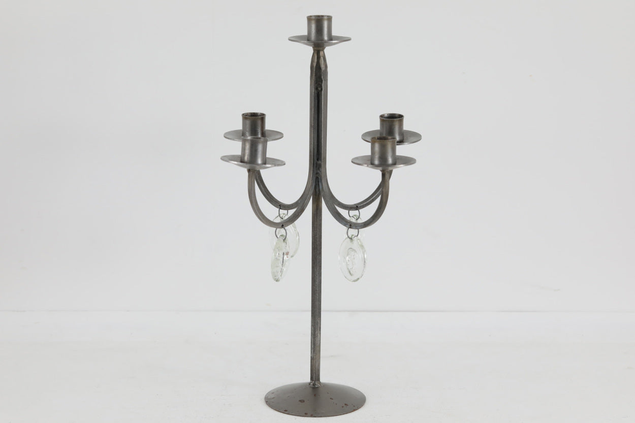 CBN NYBRO社のキャンドルホルダーです。カラーリングやデザイン共に少し女性っぽいデザインが特徴的です。ガラス部は人物モチーフです。