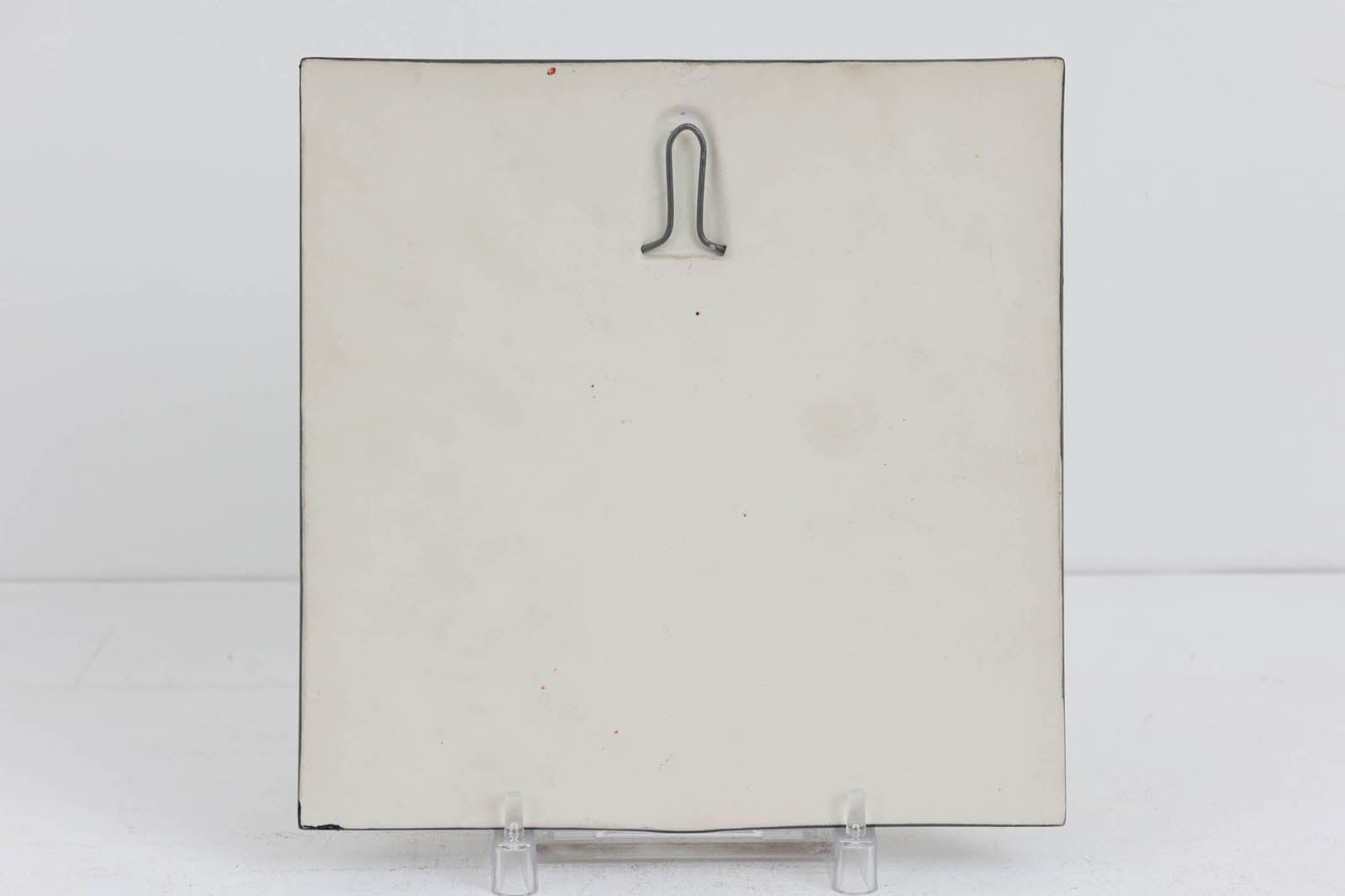 LisaLarsonの陶板の中でも代表的なシリーズがこのUNIKシリーズです。1967年から1986年にかけて製造され、比較的流通量は多いシリーズです。