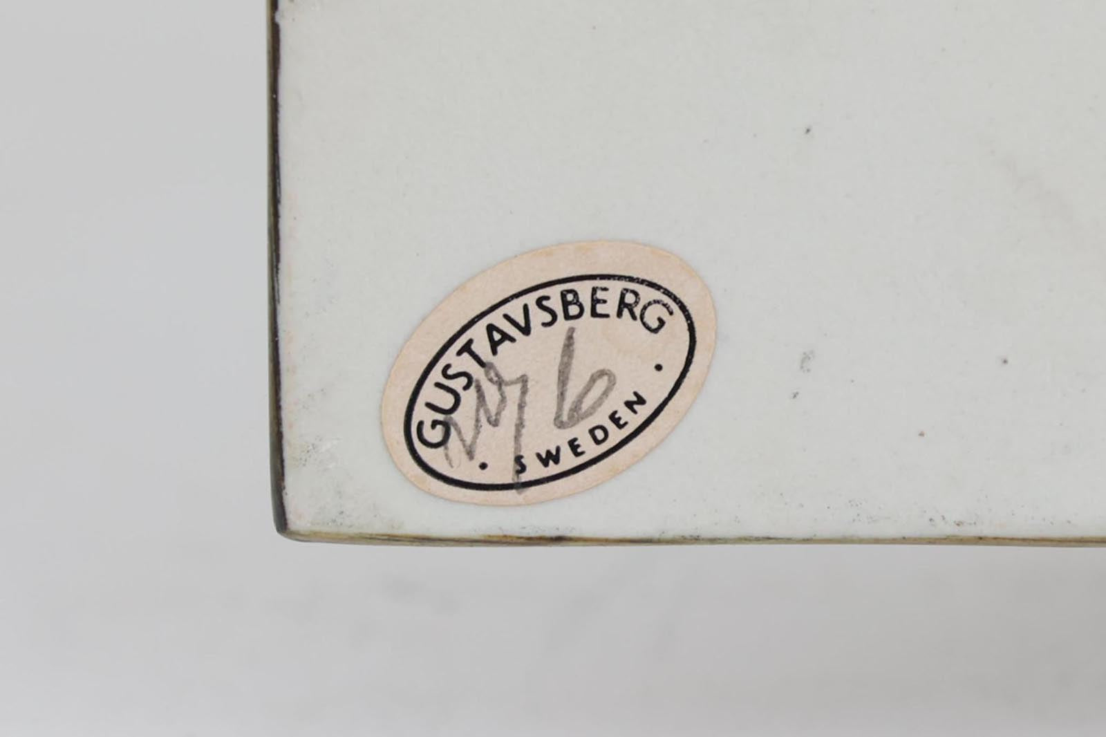 LisaLarsonの陶板の中でも代表的なシリーズがこのUNIKシリーズです。1967年から1986年にかけて製造され、比較的流通量は多いシリーズです。