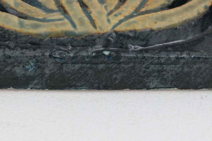 LisaLarsonのPOMONA、4種類からなる果実シリーズのJordgubbar陶板です。通常のUNIKシリーズに比べると非常に厚みがある製品です。