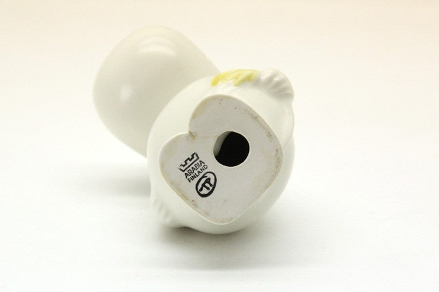 アラビア社製の陶器でできたムーミン人形です。こちらはムーミンの大きい物で非常にレアなモデルです。