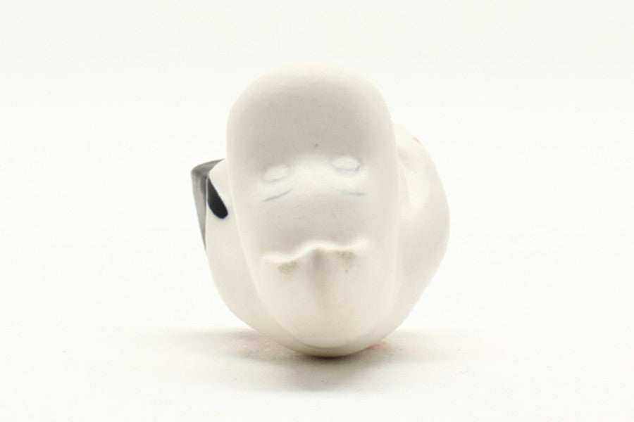 アラビア社製の陶器でできたムーミン人形です。こちらはムーミンママです。もちろん初期オリジナル品です。ムーミンファンなら是非コレクションしたいシリーズです。こちらは小さい通常サイズとなります。